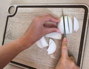 paso_ cortar cebolla para tortilla de patatas FIT